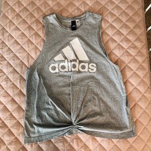 Adidas Tank💪🏻
